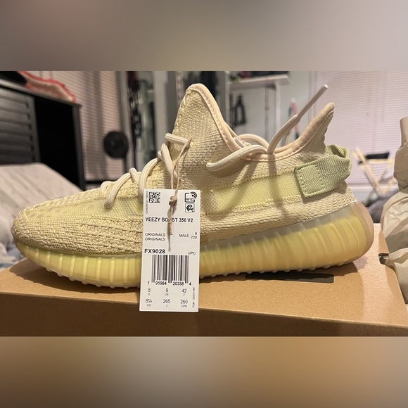 Brand New Yeezy 350 V2 sneakers- Flax Color- Size 1/2